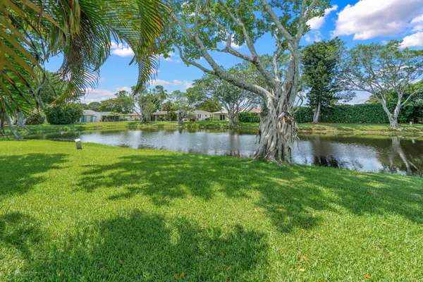 Property Slideshow image 3 of 43 | 7543 volley pl, Greenacres, FL, 33467