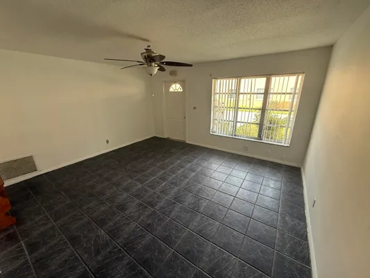 Property Slideshow image 3 of 26 | 4810 nw 50th ct, Tamarac, FL, 33319