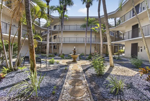 Property Slideshow image 3 of 76 | 5340 las verdes cir 307, Delray Beach, FL, 33484