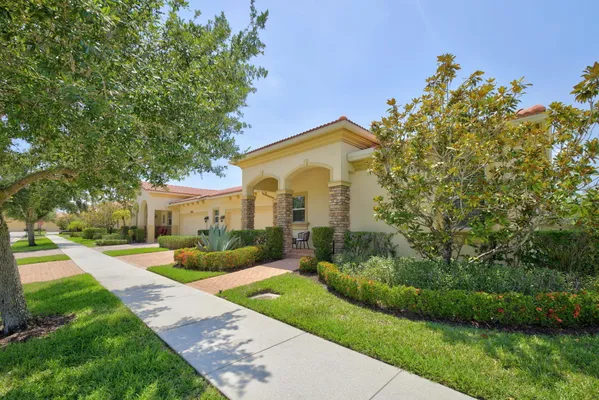 Property Slideshow image 3 of 68 | 10160 sw azzo ln, Port St. Lucie, FL, 34986