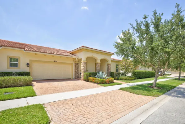 Property Slideshow image 2 of 68 | 10160 sw azzo ln, Port St. Lucie, FL, 34986