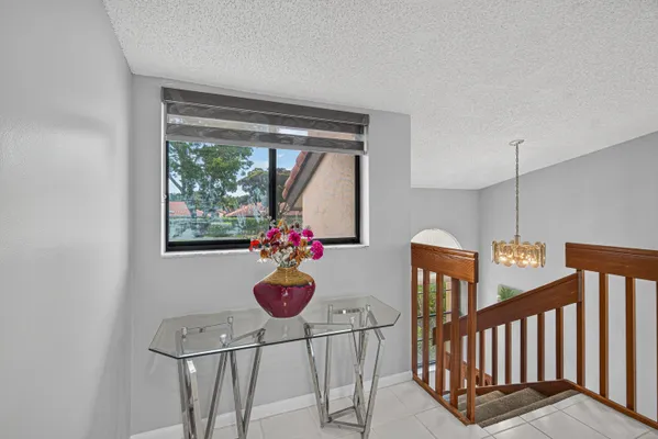 Property Slideshow image 2 of 38 | 10223 n circle lake dr 201, Boynton Beach, FL, 33437