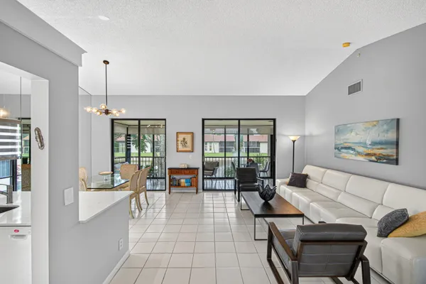 Property Slideshow image 3 of 38 | 10223 n circle lake dr 201, Boynton Beach, FL, 33437