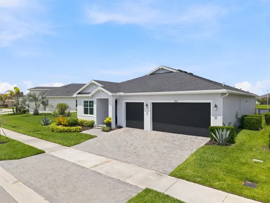 Property Slideshow image 2 of 37 | 511 se mulberry way, Port St. Lucie, FL, 34984