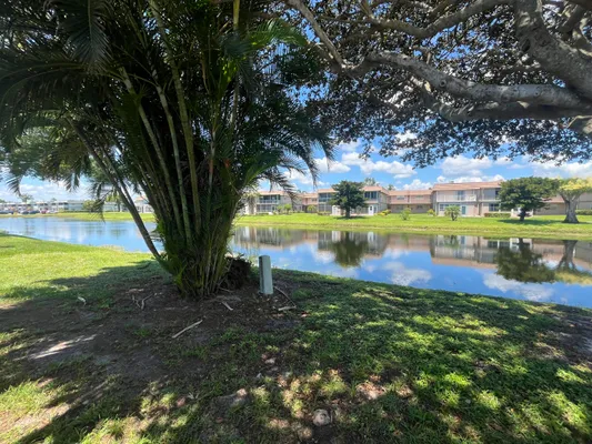 Property Slideshow image 2 of 25 | 210 valencia i i, Delray Beach, FL, 33446