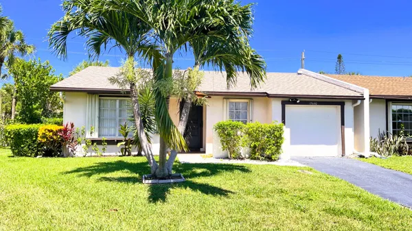 Property Slideshow image 3 of 27 | 15640 bottlebrush cir, Delray Beach, FL, 33484