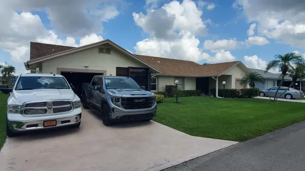 Property Slideshow image 2 of 23 | 5261 crystal anne dr, West Palm Beach, FL, 33417