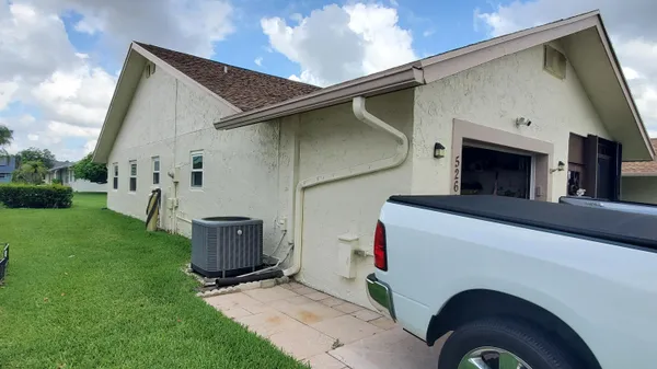 Property Slideshow image 3 of 23 | 5261 crystal anne dr, West Palm Beach, FL, 33417