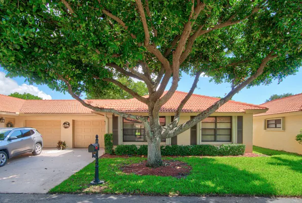 Property Slideshow image 2 of 34 | 9830 bischofia tree way, Boynton Beach, FL, 33436