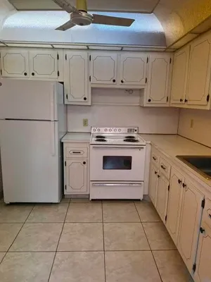 Property Slideshow image 3 of 10 | 394 brittany dr 394, Delray Beach, FL, 33446