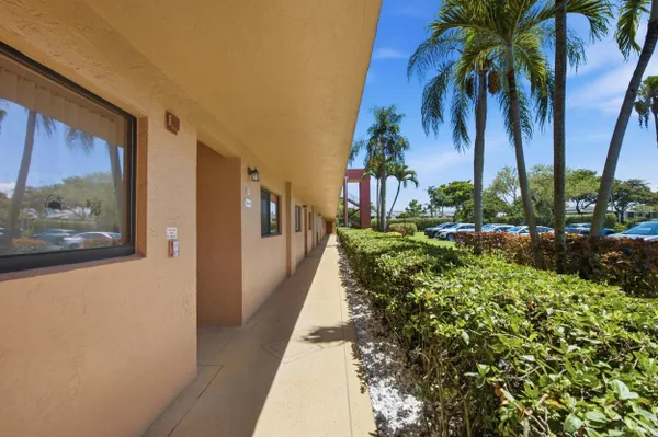 Property Slideshow image 3 of 88 | 15074 witney rd 107, Delray Beach, FL, 33484
