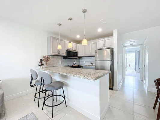 Property Slideshow image 3 of 10 | 410 chatham t t, West Palm Beach, FL, 33417