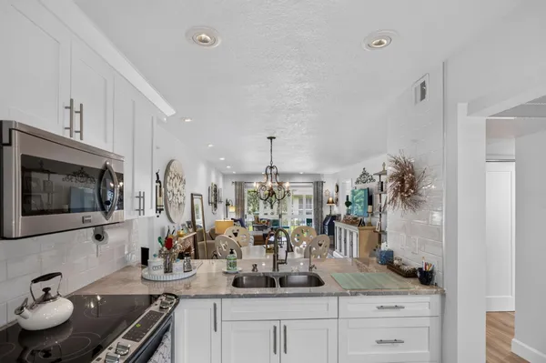 Property Slideshow image 2 of 45 | 1211 bahama bnd f2, Coconut Creek, FL, 33066