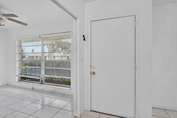Property Slideshow image 3 of 35 | 20923 sedgewick dr 386, Boca Raton, FL, 33433