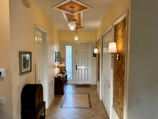Property Slideshow image 2 of 50 | 9385 ivory isle rd, Boynton Beach, FL, 33473