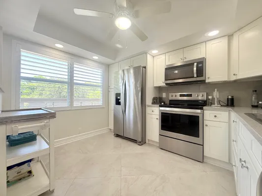 Property Slideshow image 2 of 48 | 2301 lucaya ln d3, Coconut Creek, FL, 33066