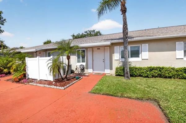 Property Slideshow image 3 of 34 | 18925 argosy dr b, Boca Raton, FL, 33496