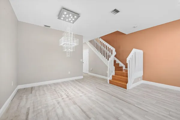 Property Slideshow image 2 of 20 | 7920 catalina cir, Tamarac, FL, 33321