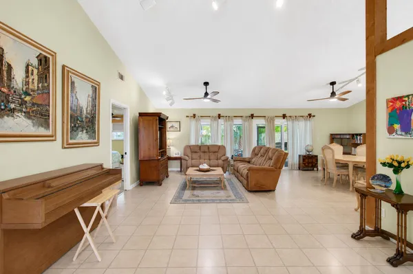 Property Slideshow image 3 of 28 | 2400 sw 19th ave, Boynton Beach, FL, 33426