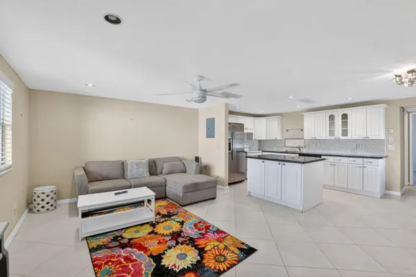 Property Slideshow image 2 of 39 | 258 monaco f 258, Delray Beach, FL, 33446