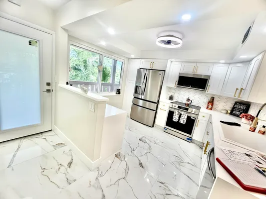 Property Slideshow image 2 of 101 | 2005 granada dr b3, Coconut Creek, FL, 33066