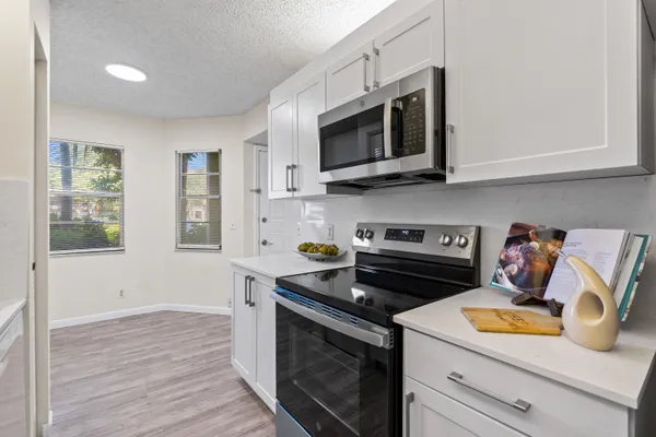 Property Slideshow image 3 of 61 | 1251 sw 125th ave 105t, Pembroke Pines, FL, 33027
