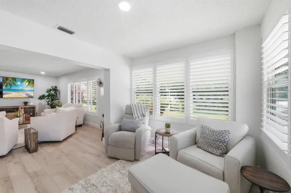 Property Slideshow image 3 of 36 | 957 circle dr d, Delray Beach, FL, 33445