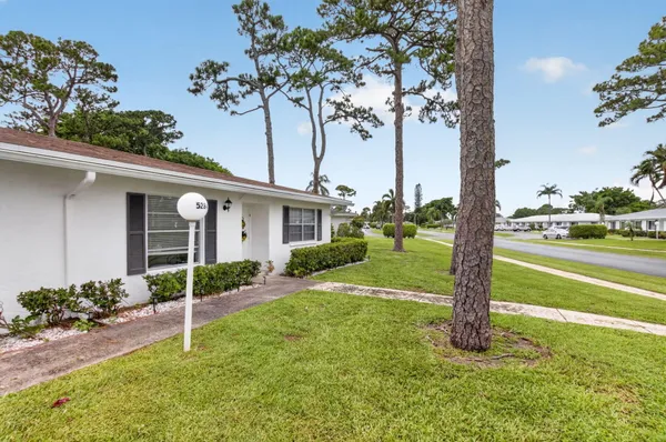 Property Slideshow image 2 of 56 | 5284 privet pl d, Delray Beach, FL, 33484