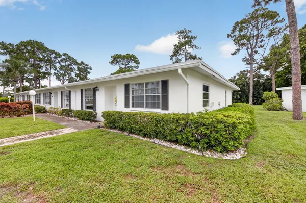 Property Slideshow image 3 of 56 | 5284 privet pl d, Delray Beach, FL, 33484