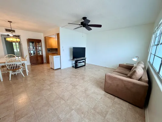 Property Slideshow image 3 of 39 | 2090 newport s 2090, Deerfield Beach, FL, 33442