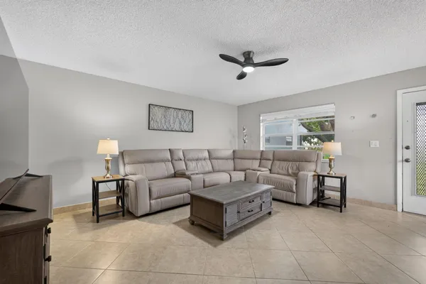 Property Slideshow image 3 of 36 | 942 normandy t trl 942, Delray Beach, FL, 33484