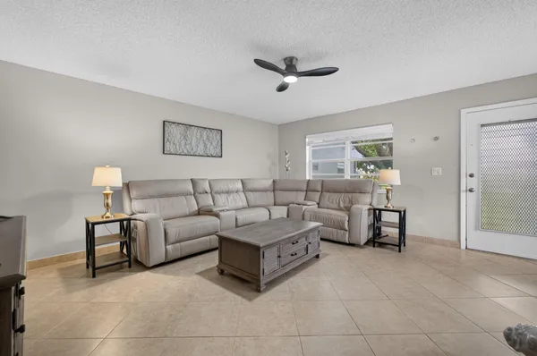 Property Slideshow image 2 of 36 | 942 normandy t trl 942, Delray Beach, FL, 33484