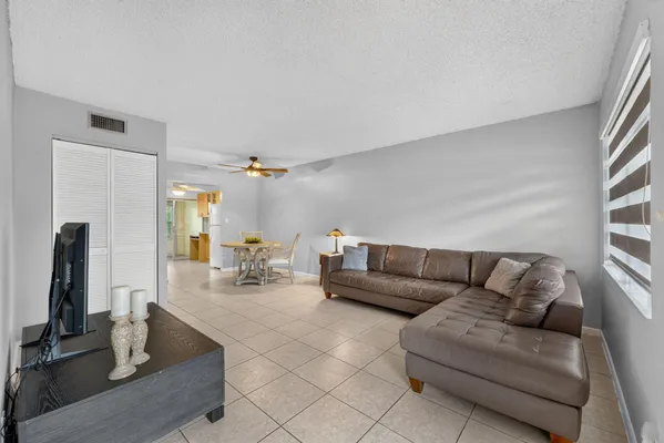 Property Slideshow image 3 of 30 | 251 nw 76th ave 105, Margate, FL, 33063