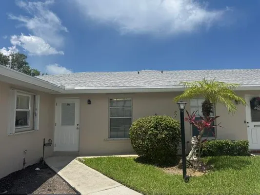 Property Slideshow image 2 of 12 | 542 franconia cir, Lake Worth, FL, 33467
