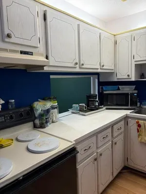 Property Slideshow image 2 of 24 | 2640 garden dr 103, Lake Worth, FL, 33461
