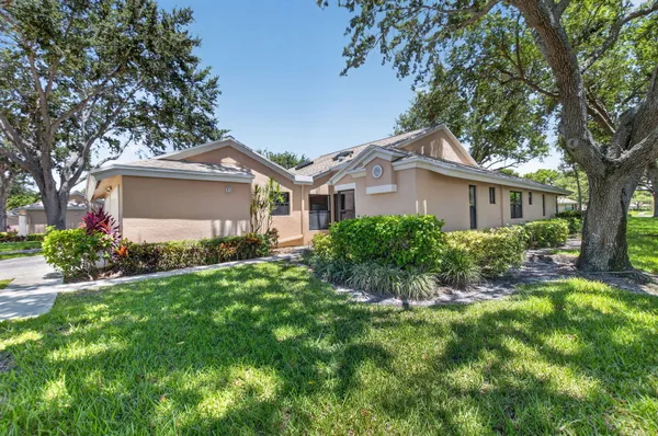 Property Slideshow image 2 of 51 | 8306 summersong ter, Boca Raton, FL, 33496