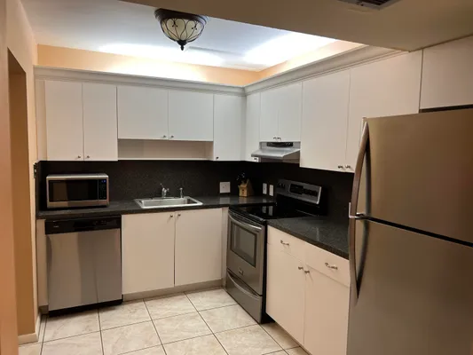 Property Slideshow image 2 of 27 | 203 suffolk e, Boca Raton, FL, 33434