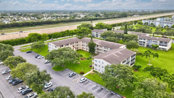 Property Slideshow image 2 of 30 | 104 mansfield c dr c, Boca Raton, FL, 33434