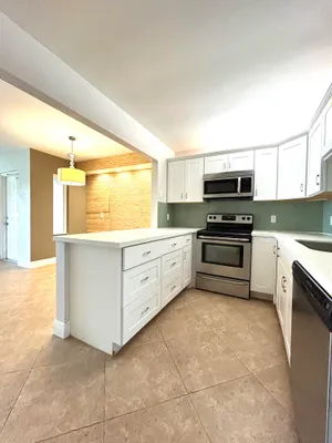 Property Slideshow image 3 of 14 | 13830 oneida dr g1, Delray Beach, FL, 33446