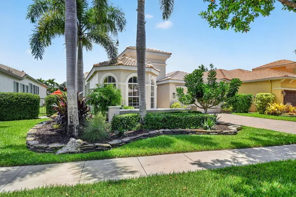 Property Slideshow image 3 of 96 | 9774 via elegante, Wellington, FL, 33411
