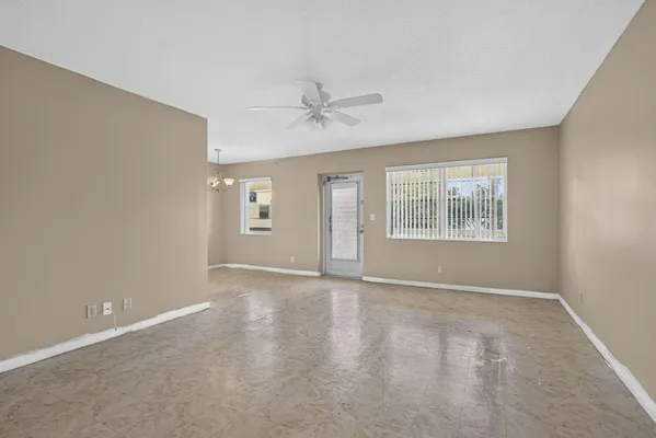 Property Slideshow image 3 of 44 | 111 sheffield e, West Palm Beach, FL, 33417