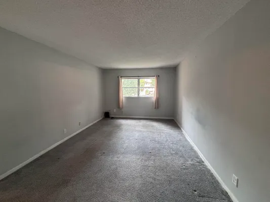 Property Slideshow image 3 of 15 | 1015 country club dr 205, Margate, FL, 33063