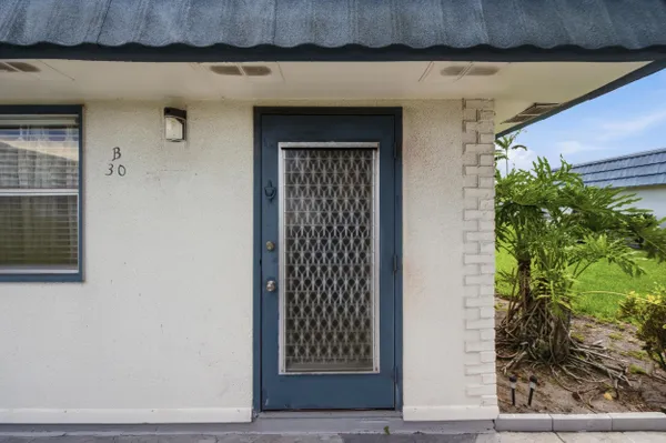 Property Slideshow image 3 of 36 | 30 waterford b, Delray Beach, FL, 33446