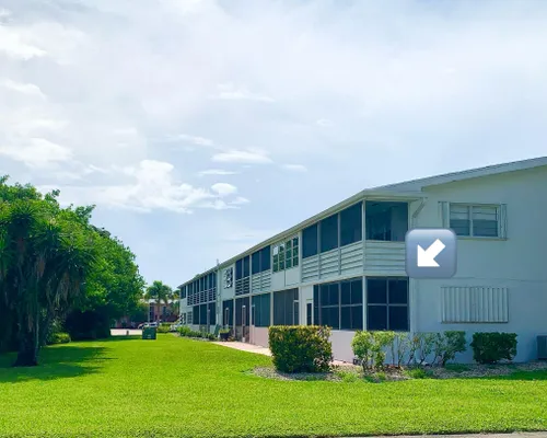 Property Slideshow image 2 of 42 | 81 kingswood e, West Palm Beach, FL, 33417
