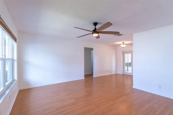Property Slideshow image 2 of 26 | 4714 nw 44th st, Tamarac, FL, 33319