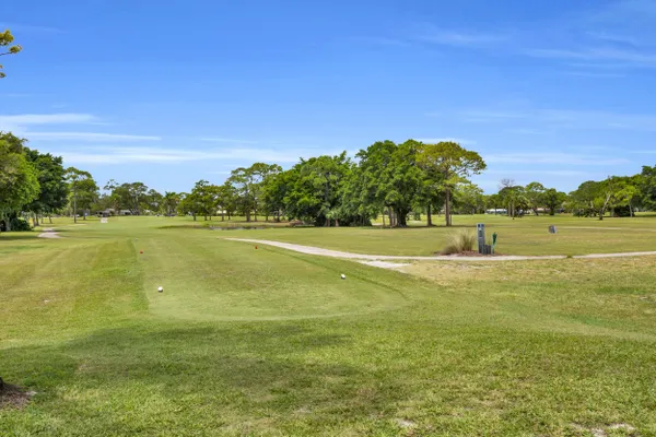 Property Slideshow image 3 of 26 | 1225 nw 21st st 15-1502, Stuart, FL, 34994