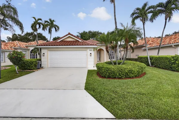 Property Slideshow image 2 of 44 | 2625 kittbuck way, West Palm Beach, FL, 33411