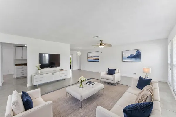 Property Slideshow image 3 of 34 | 6396 whispering wind way, Delray Beach, FL, 33484