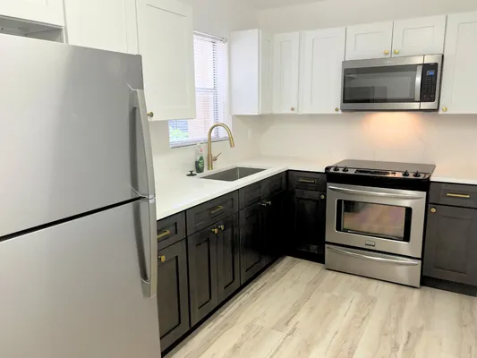 Property Slideshow image 2 of 17 | 463 lake frances dr 463, West Palm Beach, FL, 33411