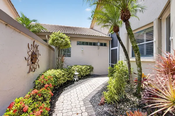 Property Slideshow image 3 of 49 | 8908 shoal creek ln, Boynton Beach, FL, 33472
